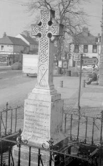 Monument in the Market Square, Kildare.